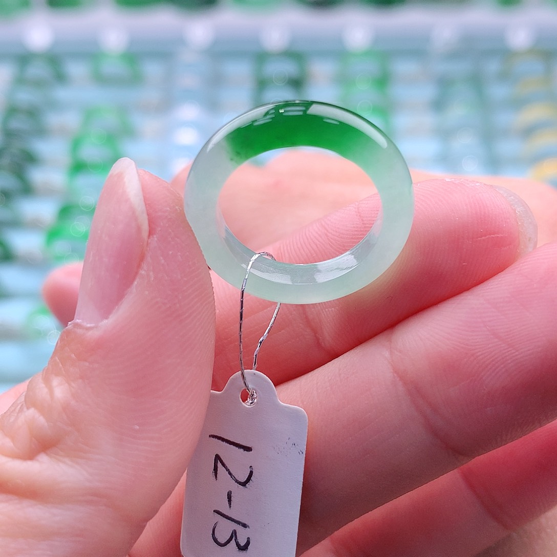 翡翠戒指未镶嵌A货缅甸翡翠