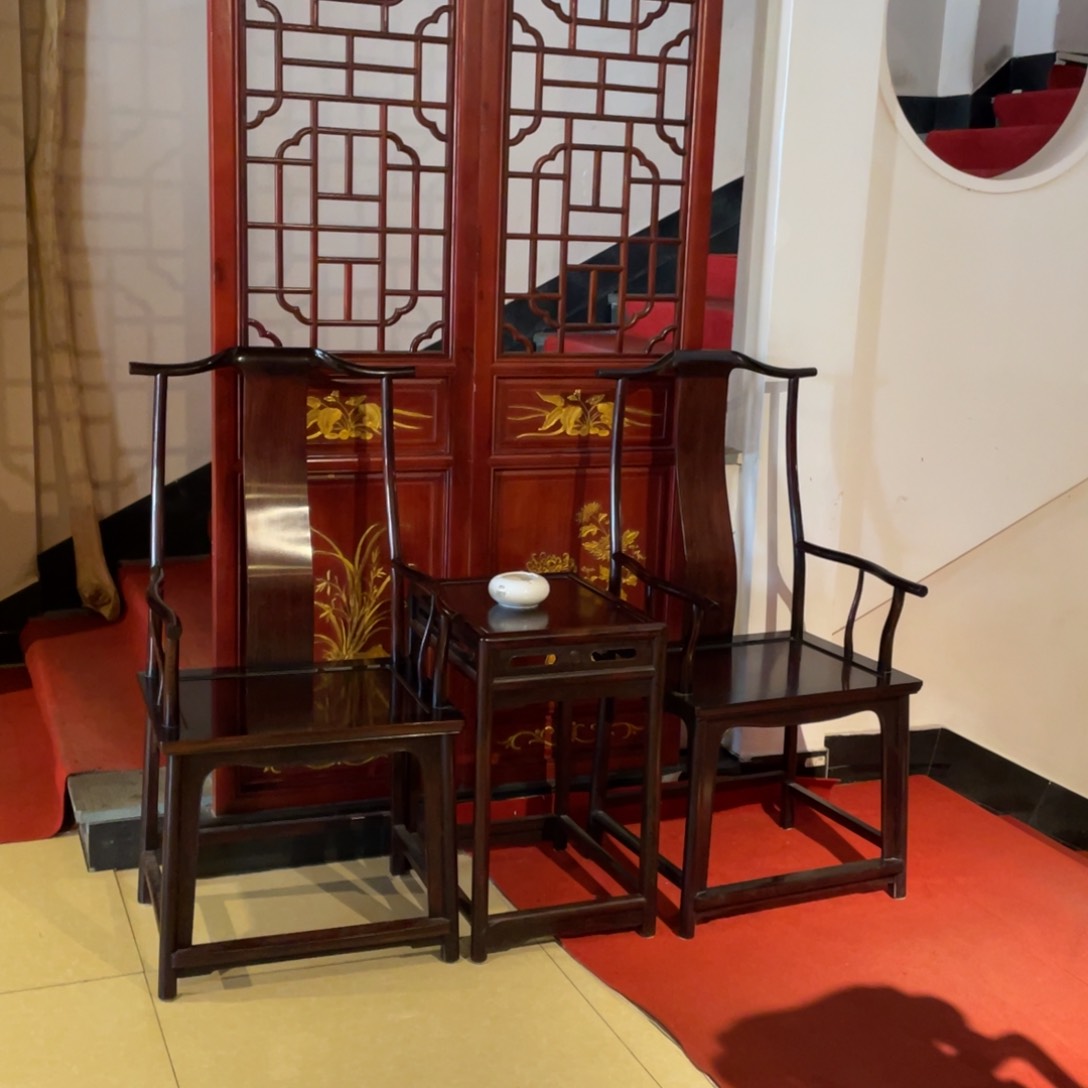 红酸枝木类成套家具