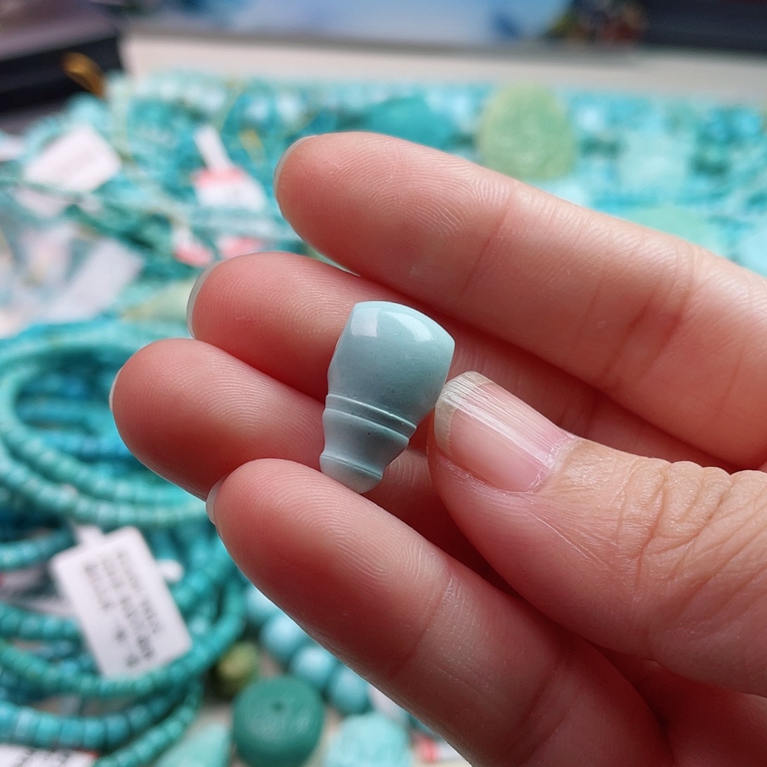 未镶嵌绿松石珠宝奇石