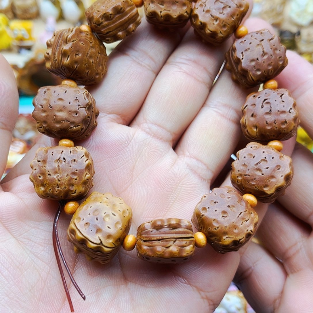 桃核手串零零落落啦啦