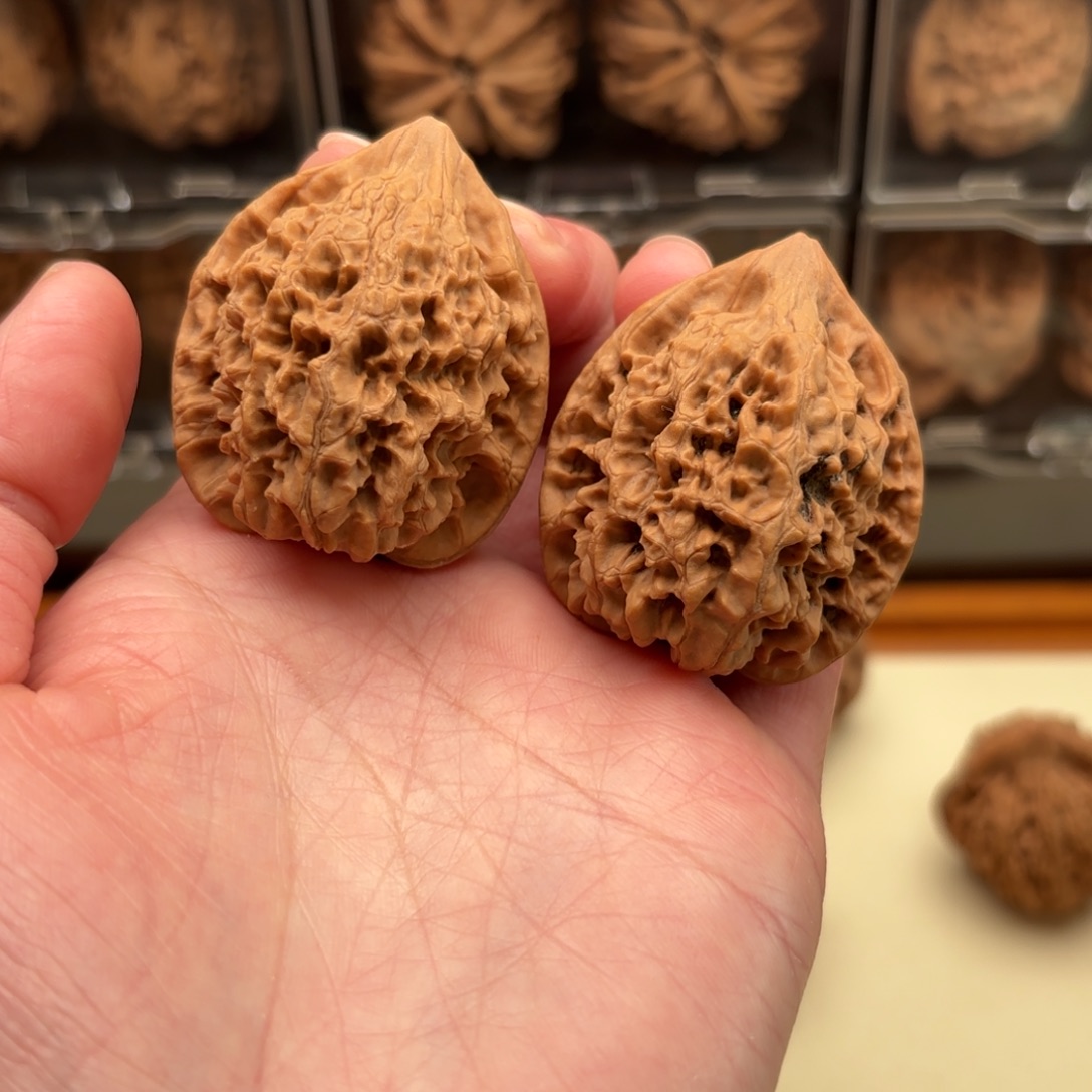 X***s把件文玩核桃麒麟纹官帽