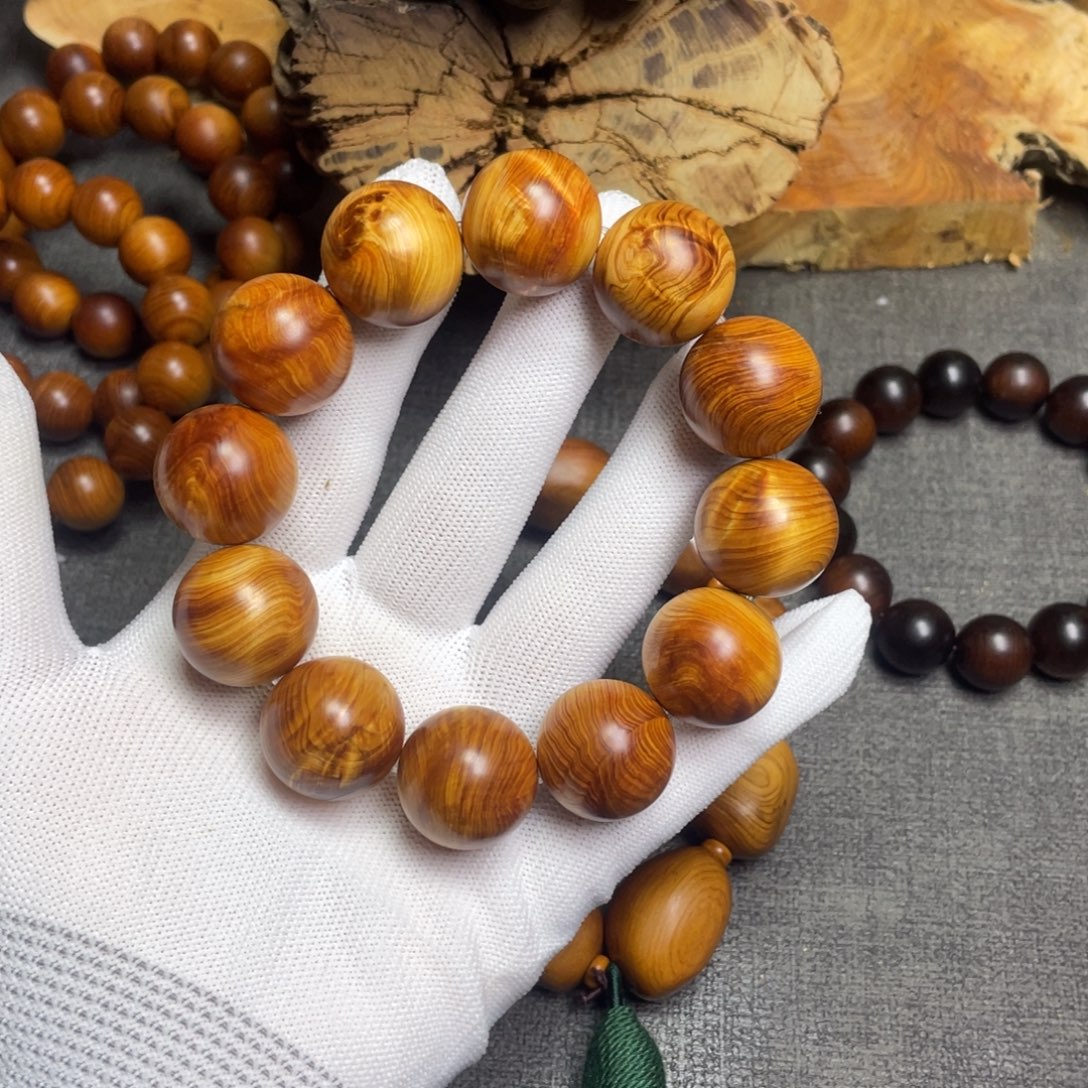 柏木（崖柏）2.0龙胆闪玉化