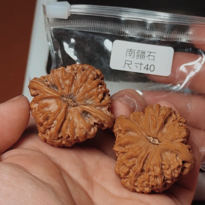文玩核桃吊坠文玩核桃