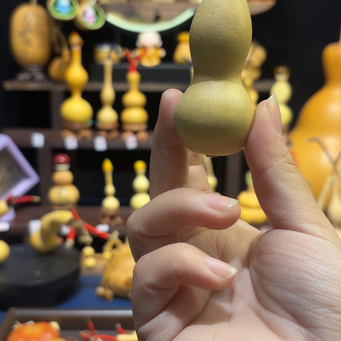 阿***诚大叶紫檀（黑酸枝木类）