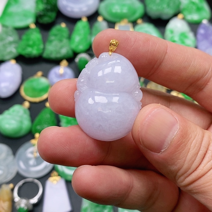 翡翠颈饰未镶嵌吊坠