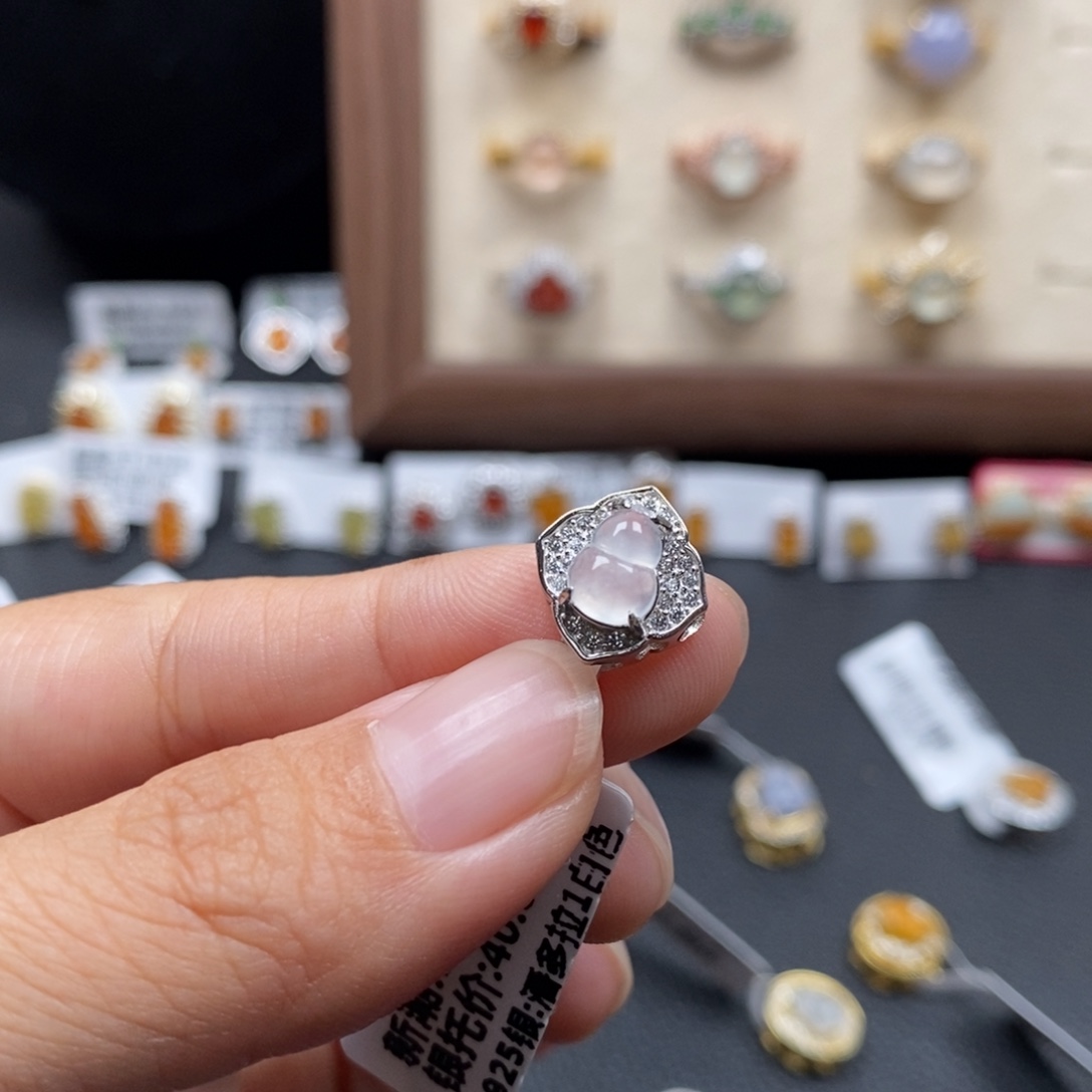 2***.翡翠银S925镶嵌戒指