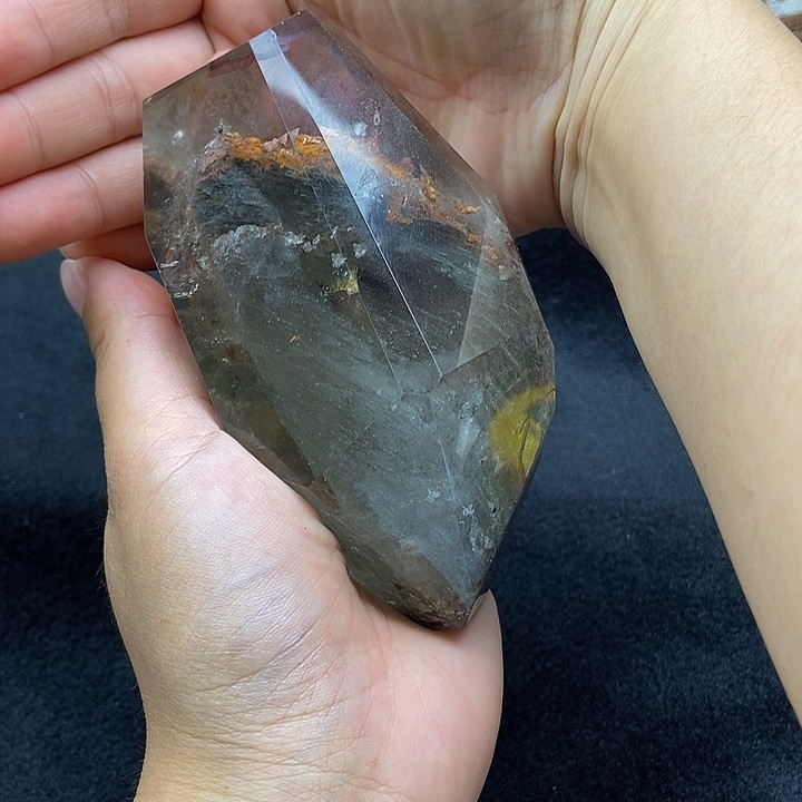 悠***然未镶嵌水晶大型摆件（非配饰）