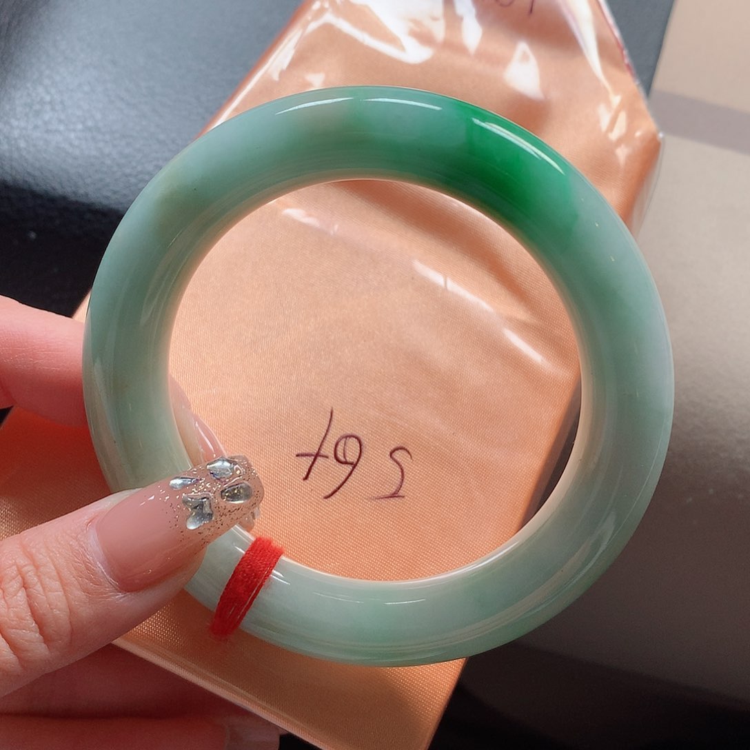 翡翠手镯未镶嵌16号