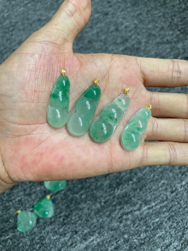 非洲翠福豆吊坠18k金镶嵌多样性发一