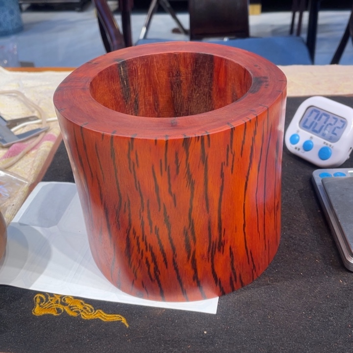 檀香紫檀（小叶紫檀）啸*风随行笔筒