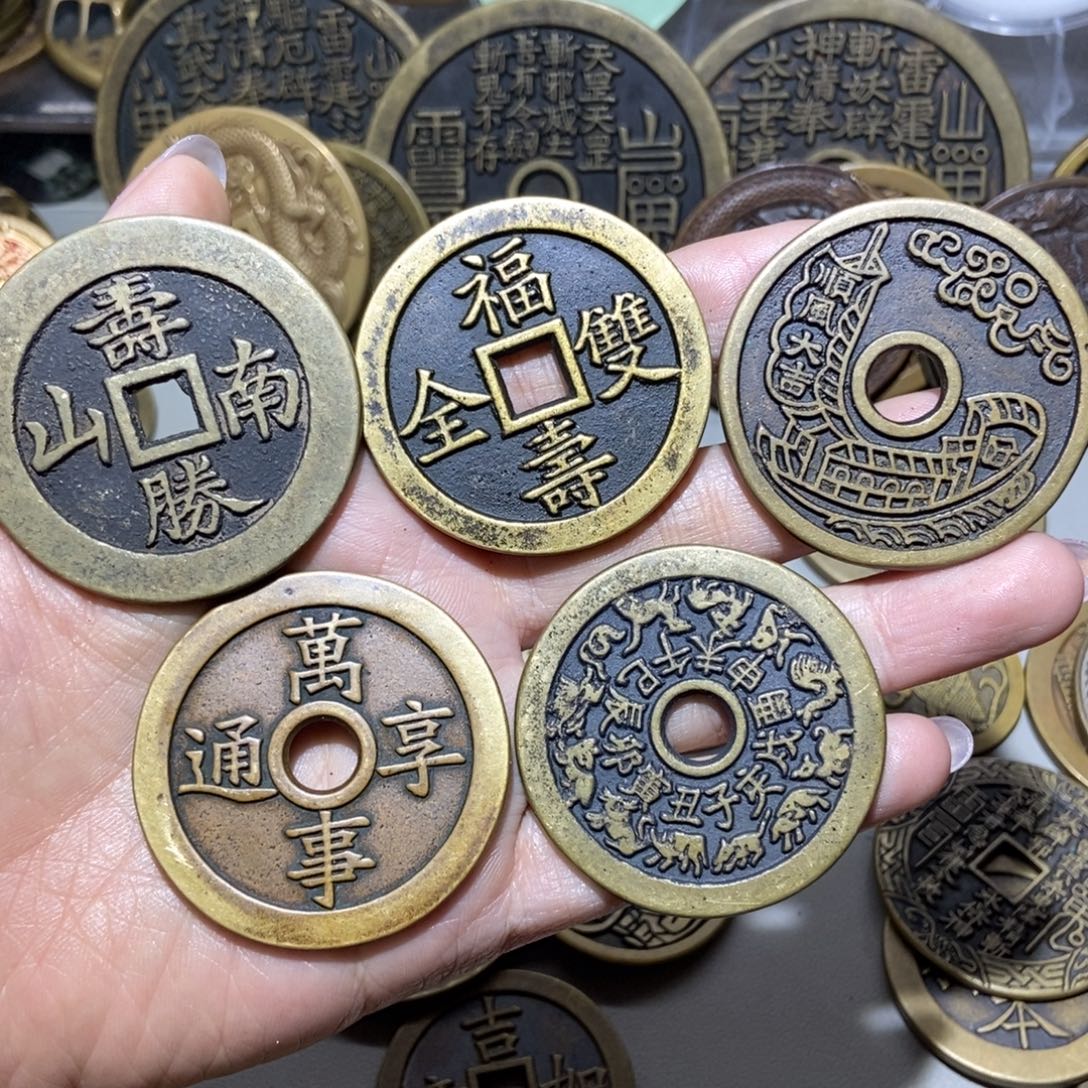 铜买四送一工艺品