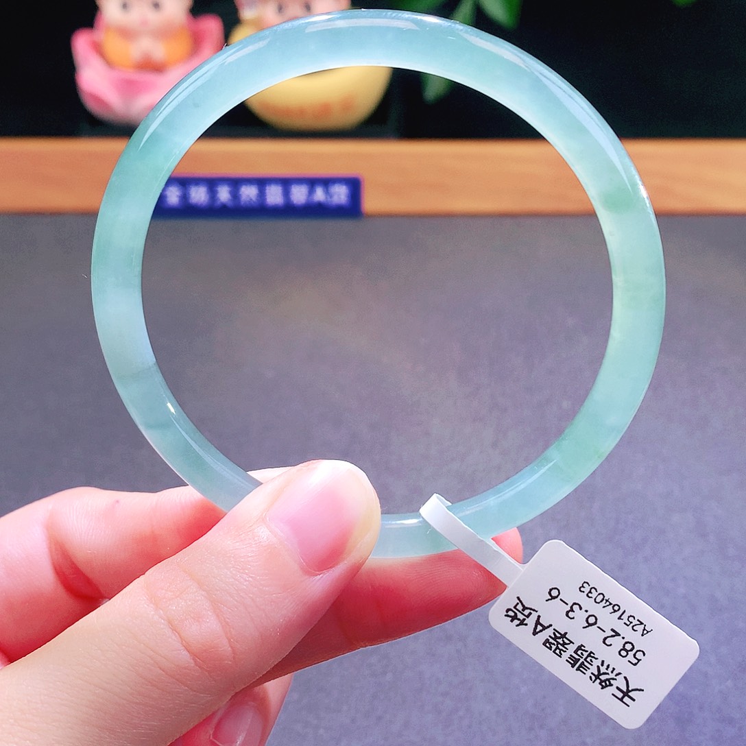 翡翠未镶嵌手镯天然翡翠