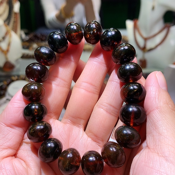 未镶嵌琥珀裸石14m血