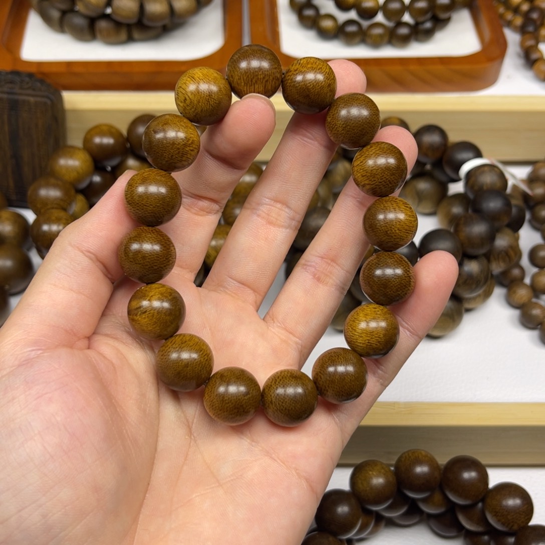 快***使沉香手串越南芽庄黄棋楠1.4