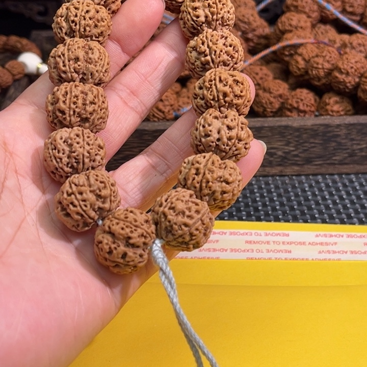p***.金刚菩提手串梅花