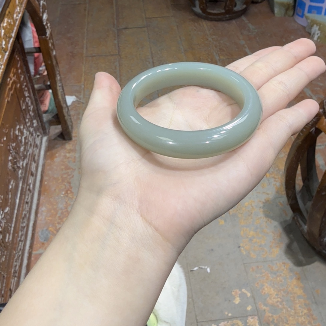 童***美和田玉未镶嵌颈饰52、53