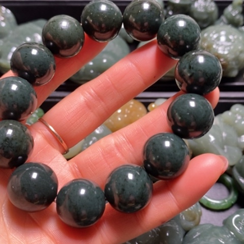 未镶嵌和田玉（糖玉）珠宝奇石