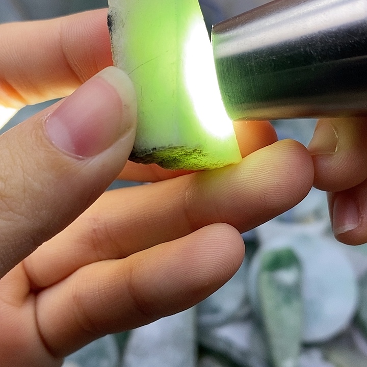 翡翠裸石纯天然翡翠