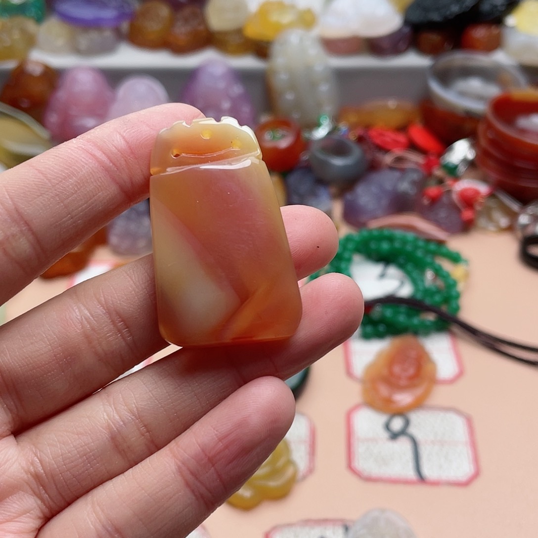 玛瑙/玉髓颈饰合金隹**月