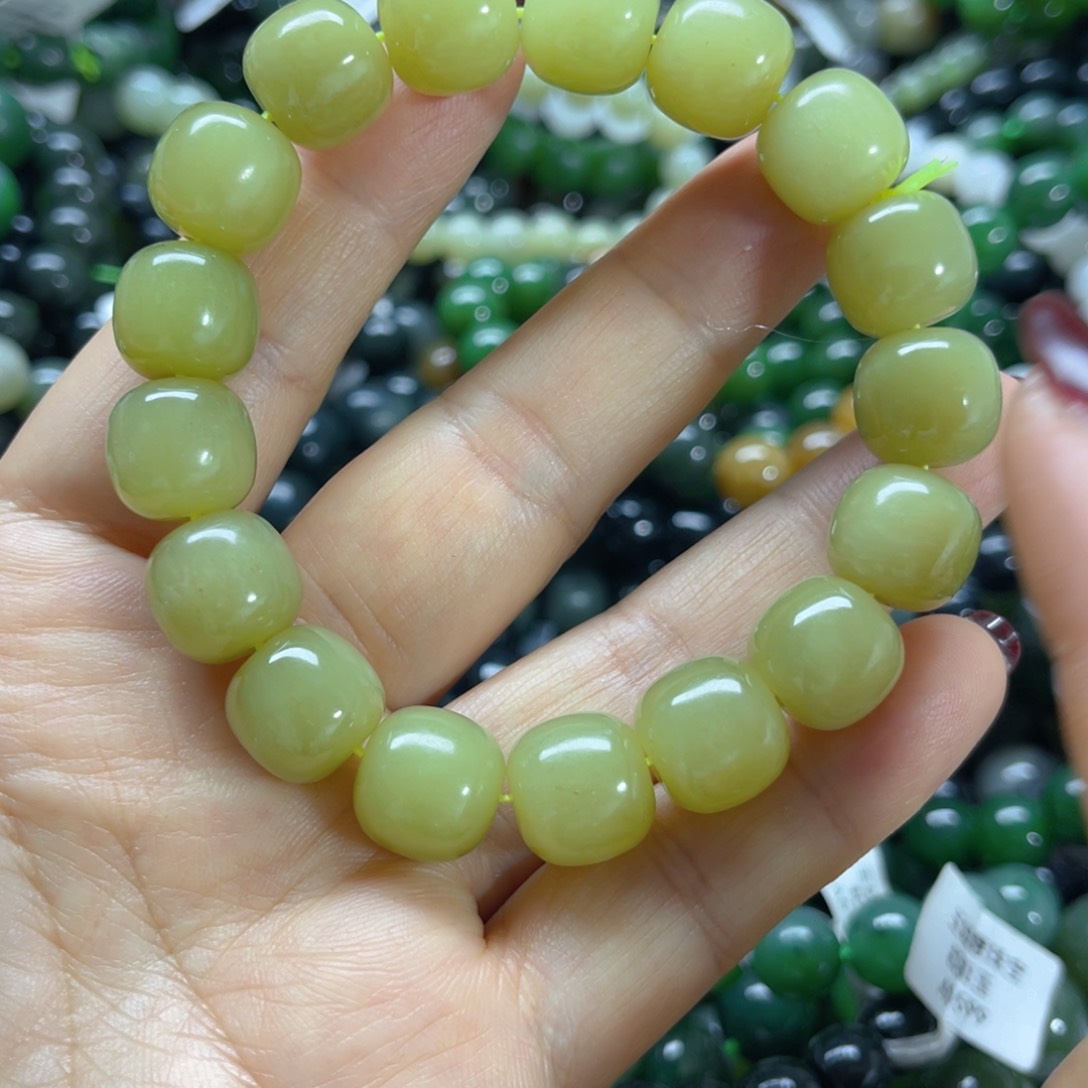 未镶嵌手链和田玉