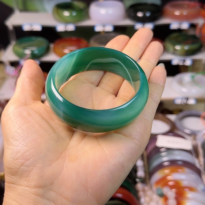 玛瑙/玉髓手镯未镶嵌