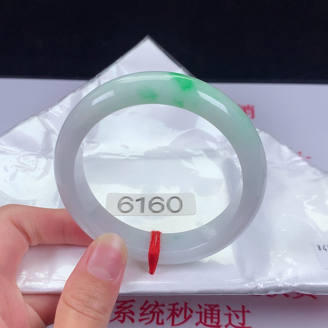【闪购商品】翡翠手镯未镶嵌59圈口 包容冰丝纹