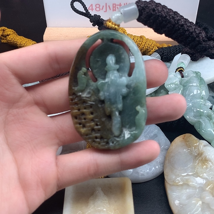 翡翠未镶嵌颈饰天然保真a货翡翠