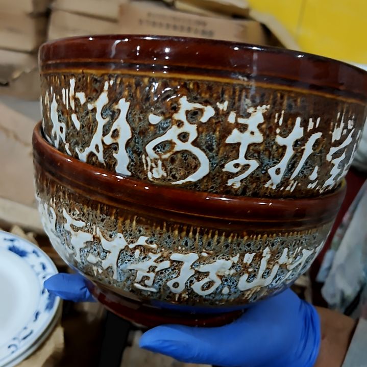 瓷片陶瓷盘子碗啥都有