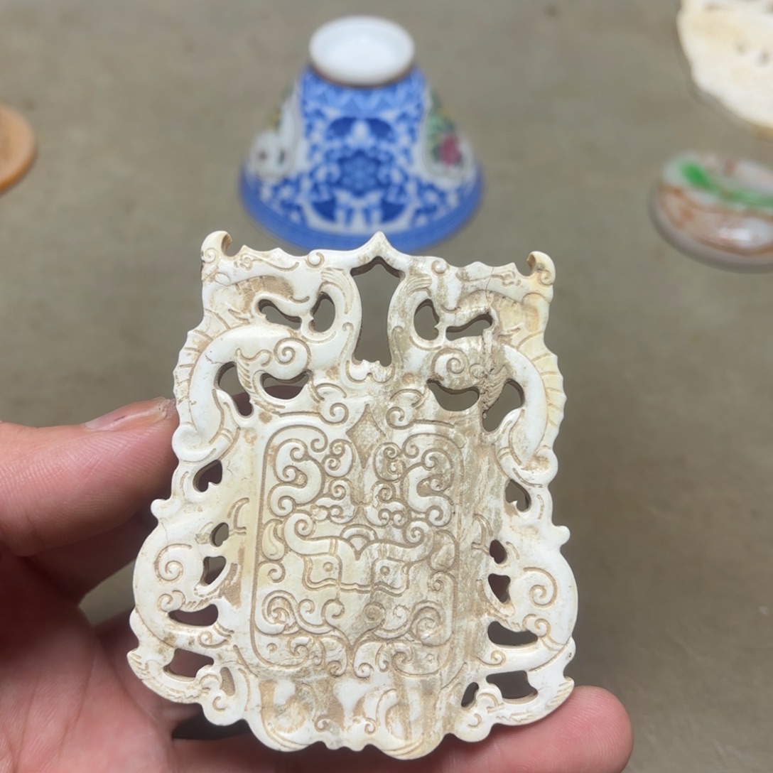 这个物件很老气啊