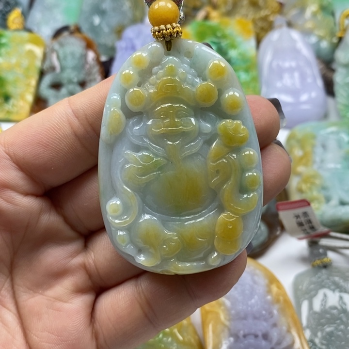 翡翠未镶嵌颈饰天然a货翡翠