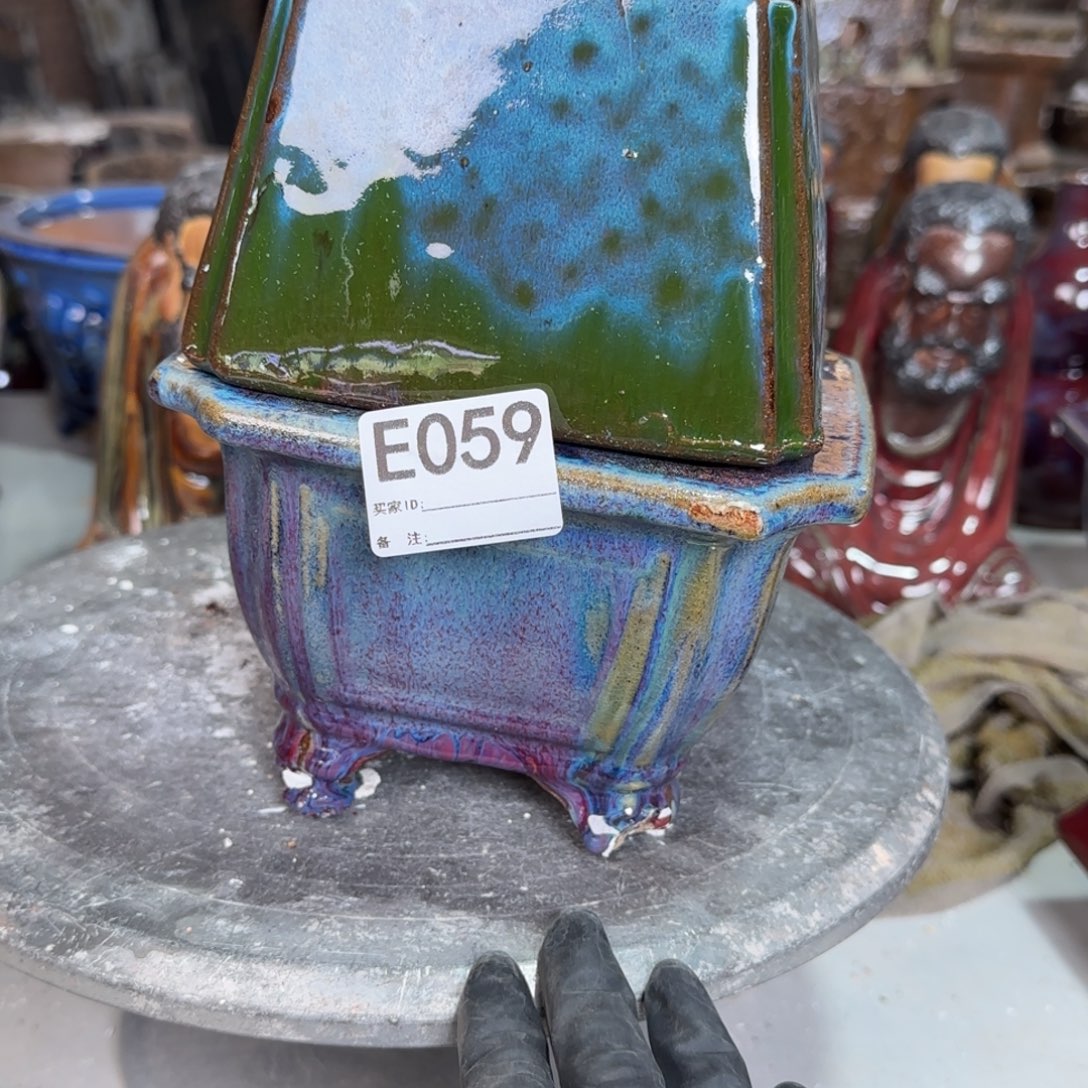 我***呢紫砂花盆059瑕疵品      