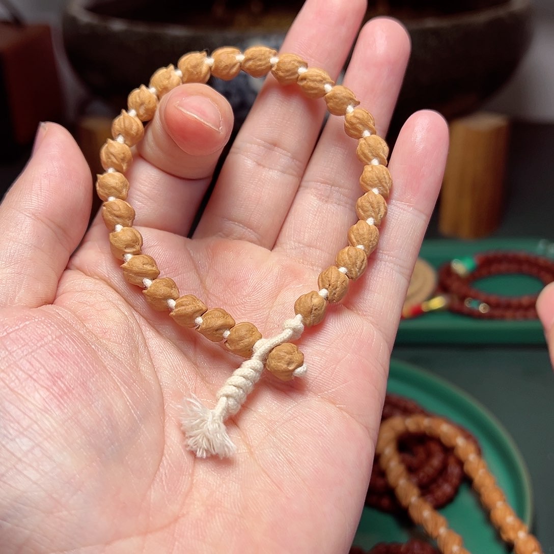 柏香籽/百香籽吊坠135.5