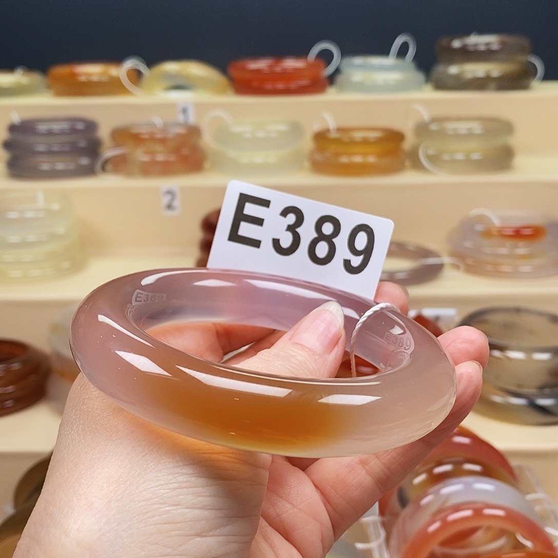 玛瑙/玉髓手镯未镶嵌倪**亮