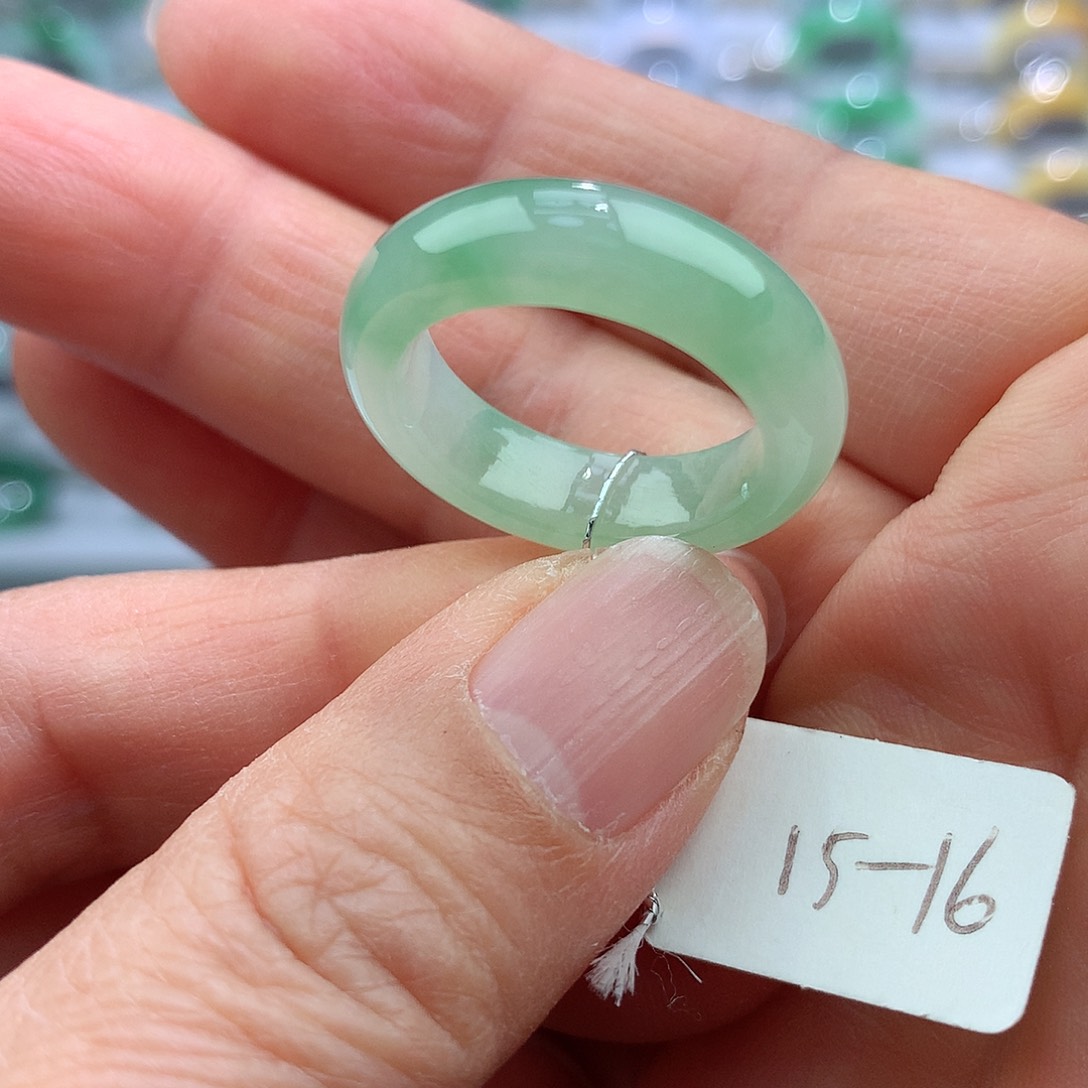 翡翠戒指未镶嵌15-16号