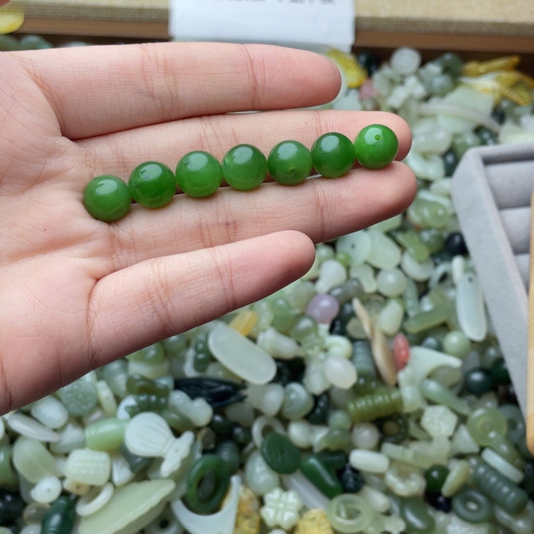 未镶嵌手绳和田玉庄*