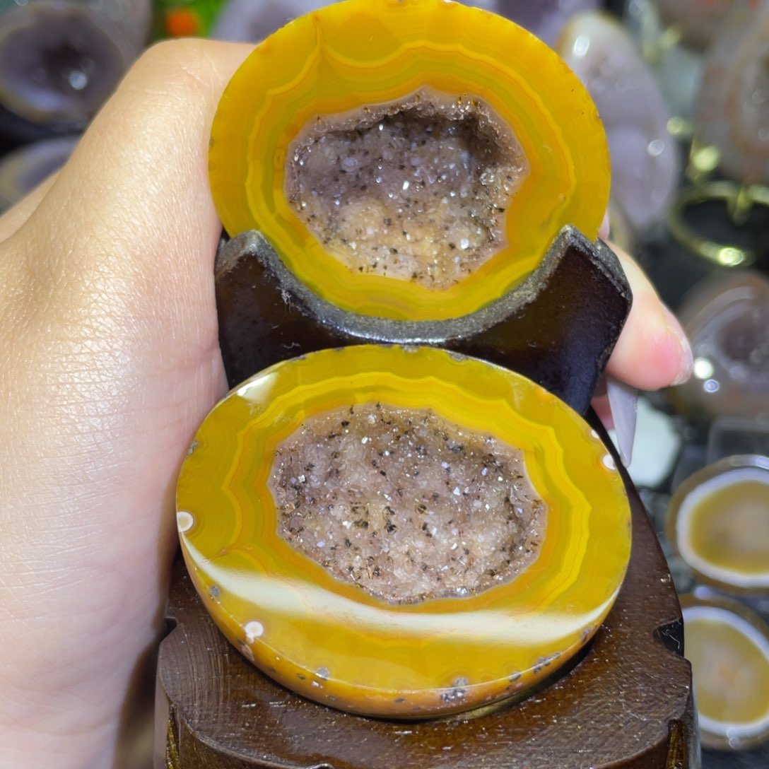 水晶大型摆件未镶嵌