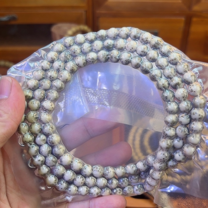 明***屁星月菩提手串卡8圆珠