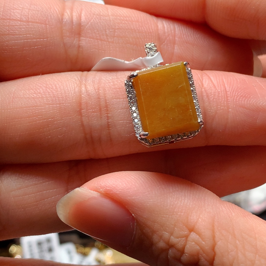 翡翠戒指银S925镶嵌天然翡翠吊坠