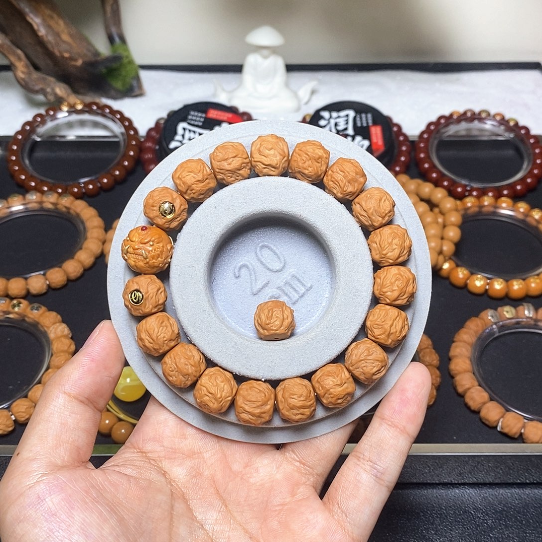 猴头核桃吊坠恶魔精工龙蛇之变尺寸14左右全品68号
