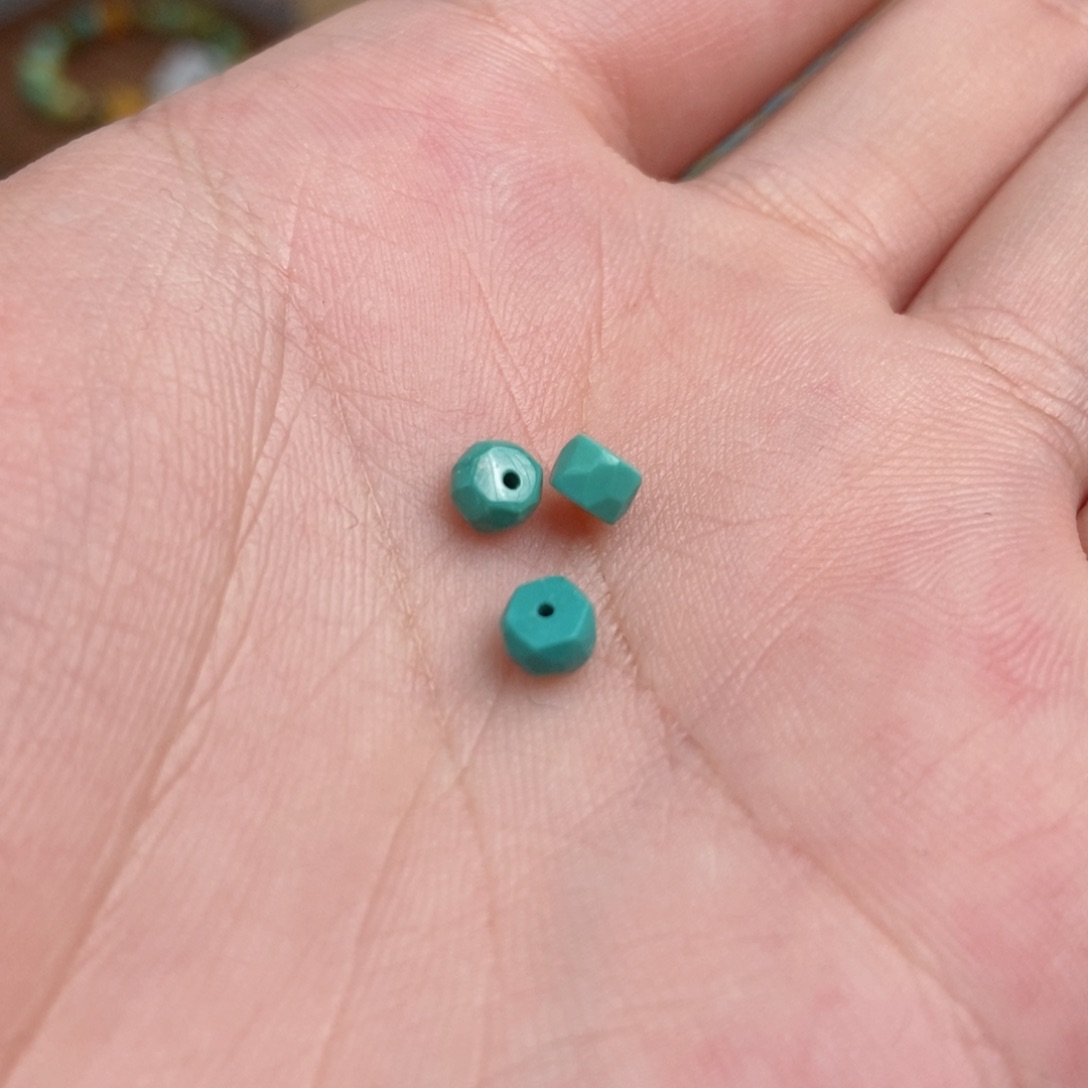 绿松石雕刻未镶嵌