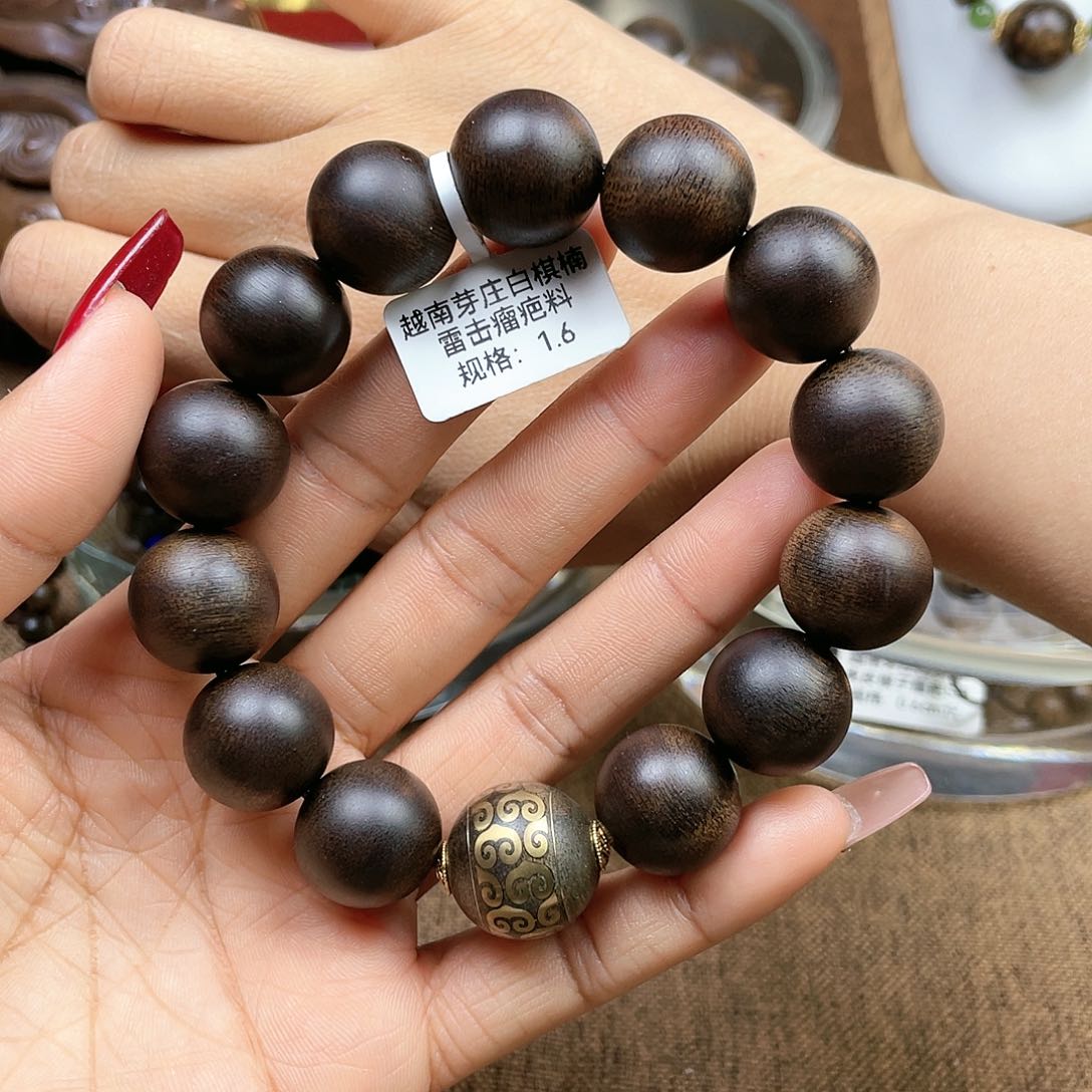 沉香手串好*越南芽庄白奇楠雷击瘤疤料1.6