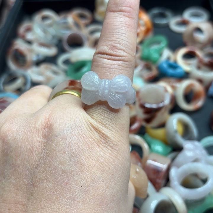 ****K石英岩玉合金颈饰