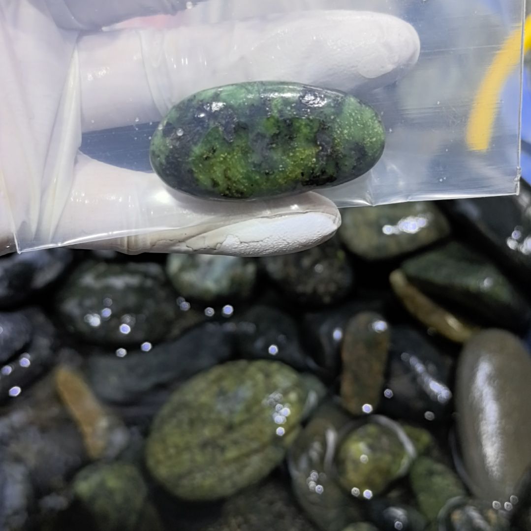 默***陌藏玉药王石原石一个