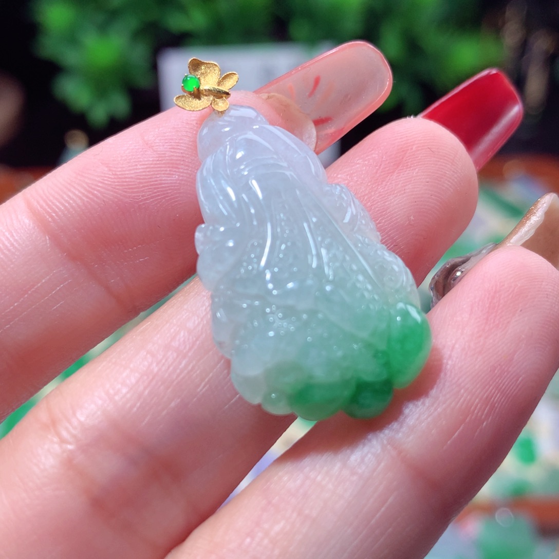 翡翠吊坠(不含链)18K金镶嵌