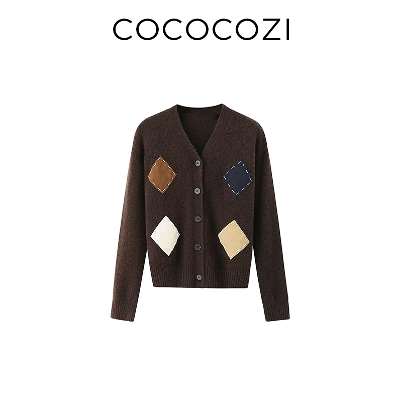 【艺芯专属】COCOCOZI绵羊毛V领撞色菱格贴布针织开衫253CO576M