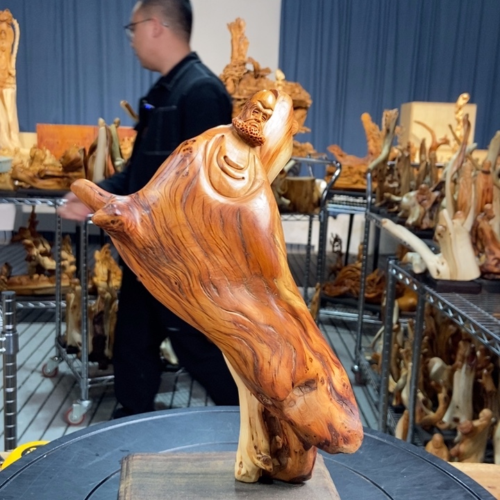 柏木（崖柏）随型摆件