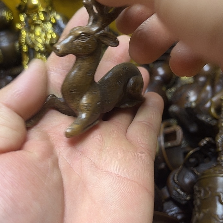 诚信经营精美铜器