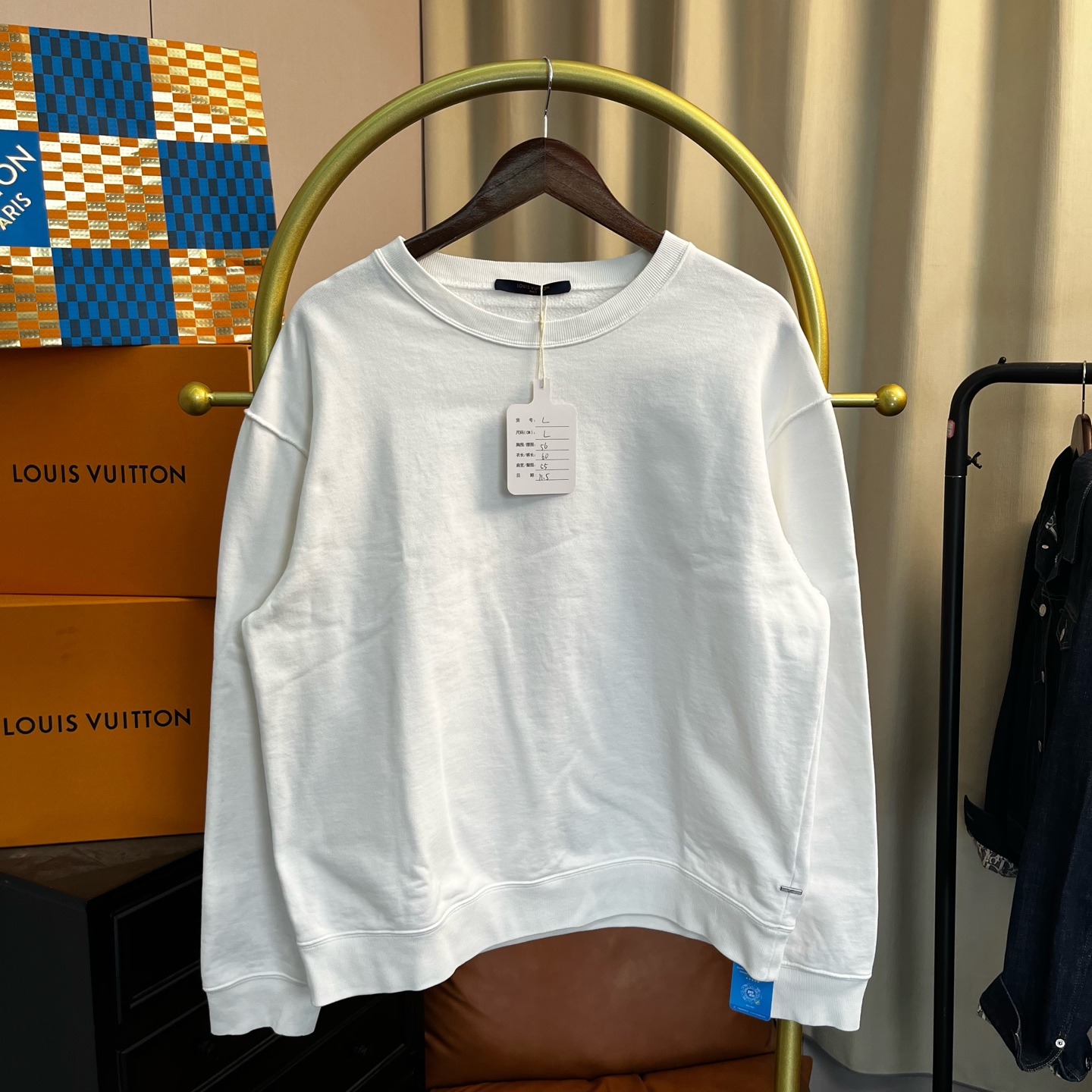 99新 LouisVuitton/路易威登 梅芙 白色小logo打底卫衣 l码