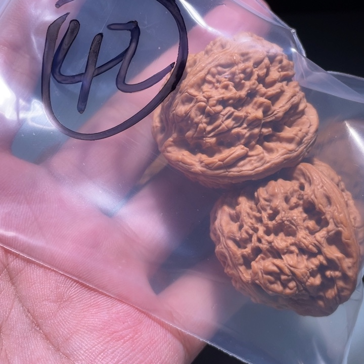 文玩核桃吊坠42呃呃呃