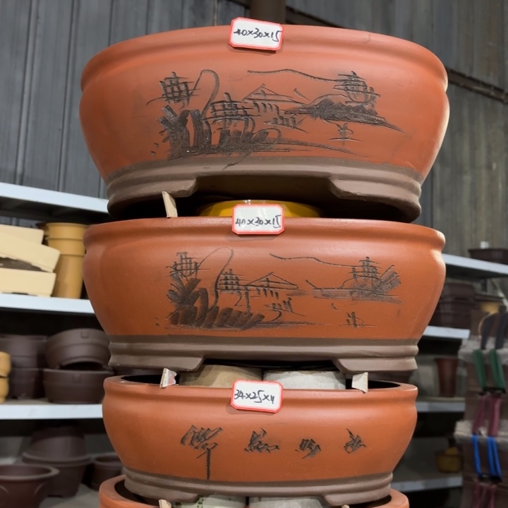 紫砂花盆128-4。         